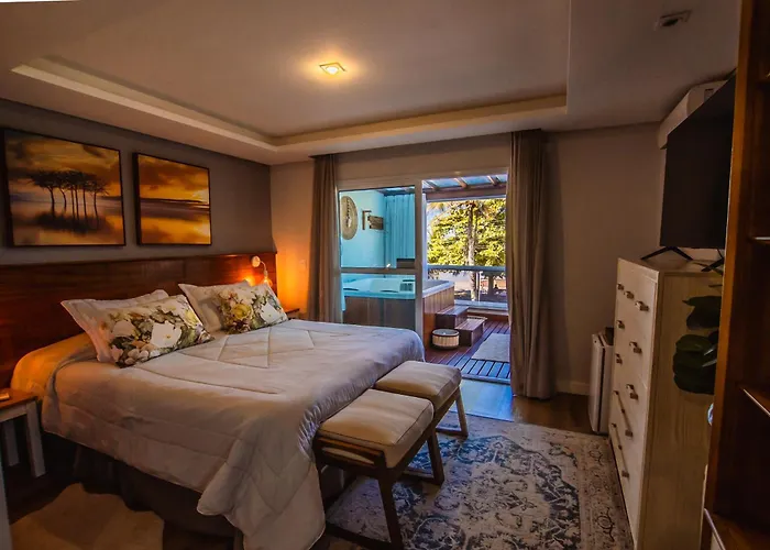 Villareal Guaratuba - CaieirasHotel Em